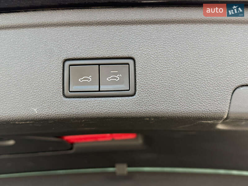 Позашляховик / Кросовер Volkswagen Touareg 2021 в Львові фото 21 Позашляховик / Кросовер Volkswagen Touareg 2021 в Львові