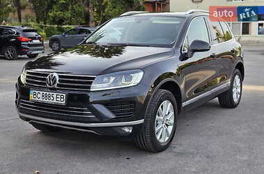Внедорожник / Кроссовер Volkswagen Touareg 2017 в Львове