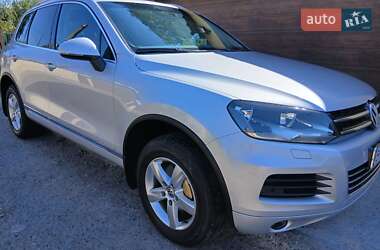 Позашляховик / Кросовер Volkswagen Touareg 2012 в Одесі