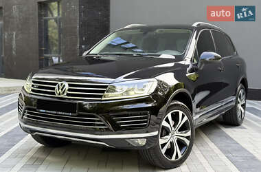 Позашляховик / Кросовер Volkswagen Touareg 2018 в Тернополі