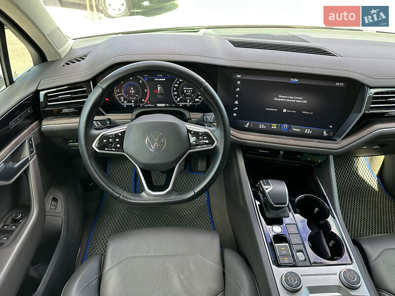 Позашляховик / Кросовер Volkswagen Touareg 2020 в Києві фото 26 Позашляховик / Кросовер Volkswagen Touareg 2020 в Києві