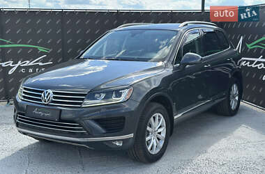 Позашляховик / Кросовер Volkswagen Touareg 2014 в Києві