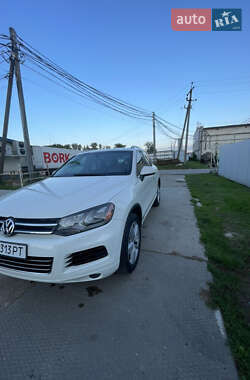 Внедорожник / Кроссовер Volkswagen Touareg 2011 в Стрые