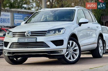 Внедорожник / Кроссовер Volkswagen Touareg 2016 в Киеве