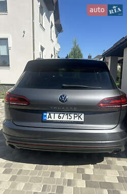 Внедорожник / Кроссовер Volkswagen Touareg 2021 в 