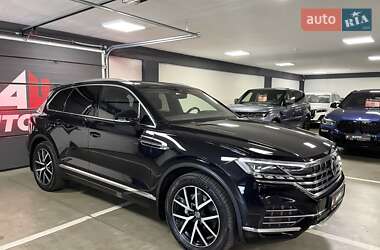 Позашляховик / Кросовер Volkswagen Touareg 2021 в Львові