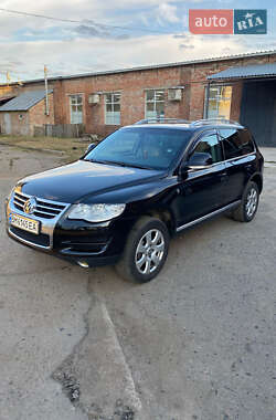 Позашляховик / Кросовер Volkswagen Touareg 2008 в Києві