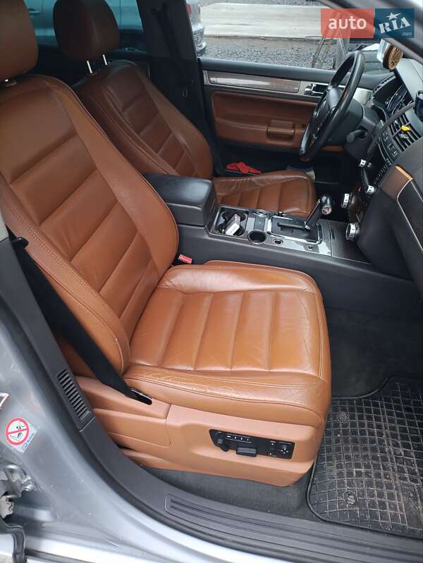 Внедорожник / Кроссовер Volkswagen Touareg 2006 в Виннице