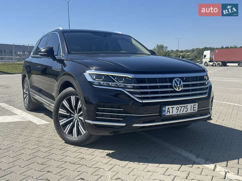 Внедорожник / Кроссовер Volkswagen Touareg 2018 в Коломые