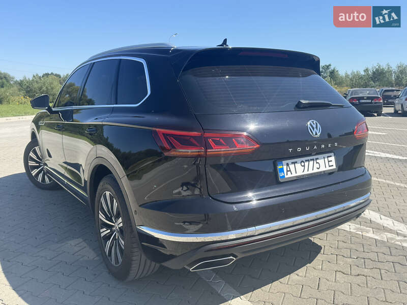 Внедорожник / Кроссовер Volkswagen Touareg 2018 в Коломые