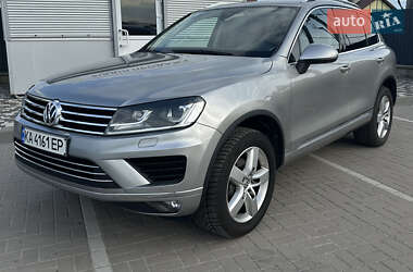 Внедорожник / Кроссовер Volkswagen Touareg 2017 в Киеве