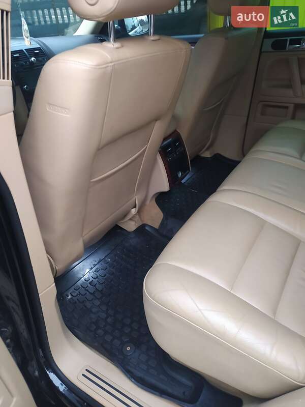 Позашляховик / Кросовер Volkswagen Touareg 2007 в П'ятихатках