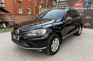 Внедорожник / Кроссовер Volkswagen Touareg 2017 в 