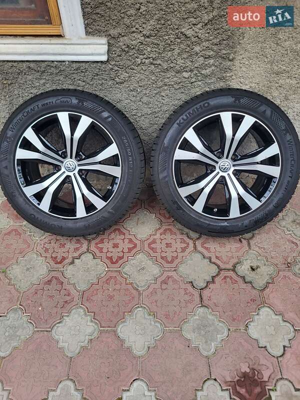 Внедорожник / Кроссовер Volkswagen Touareg 2015 в Херсоне