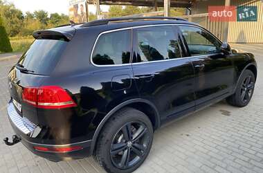 Внедорожник / Кроссовер Volkswagen Touareg 2015 в 