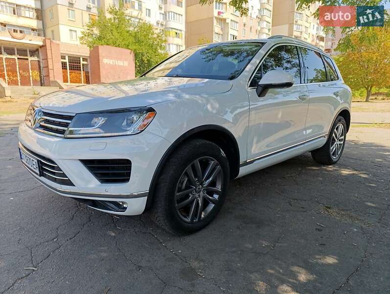 Volkswagen Touareg 2015