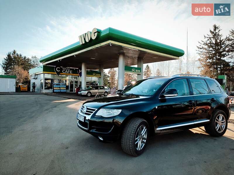 Позашляховик / Кросовер Volkswagen Touareg 2008 в Старокостянтинові