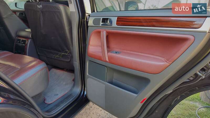 Позашляховик / Кросовер Volkswagen Touareg 2008 в Старокостянтинові