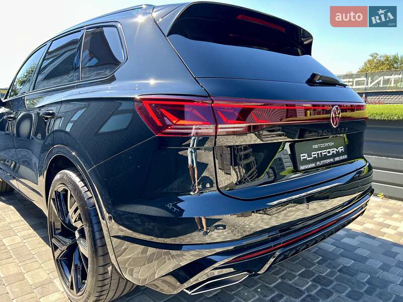 Внедорожник / Кроссовер Volkswagen Touareg 2023 в Киеве