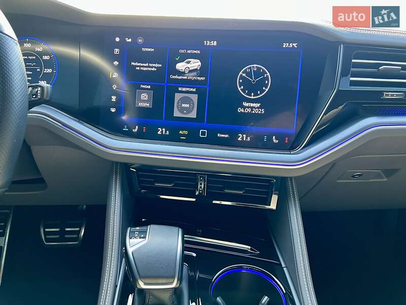 Внедорожник / Кроссовер Volkswagen Touareg 2023 в Киеве