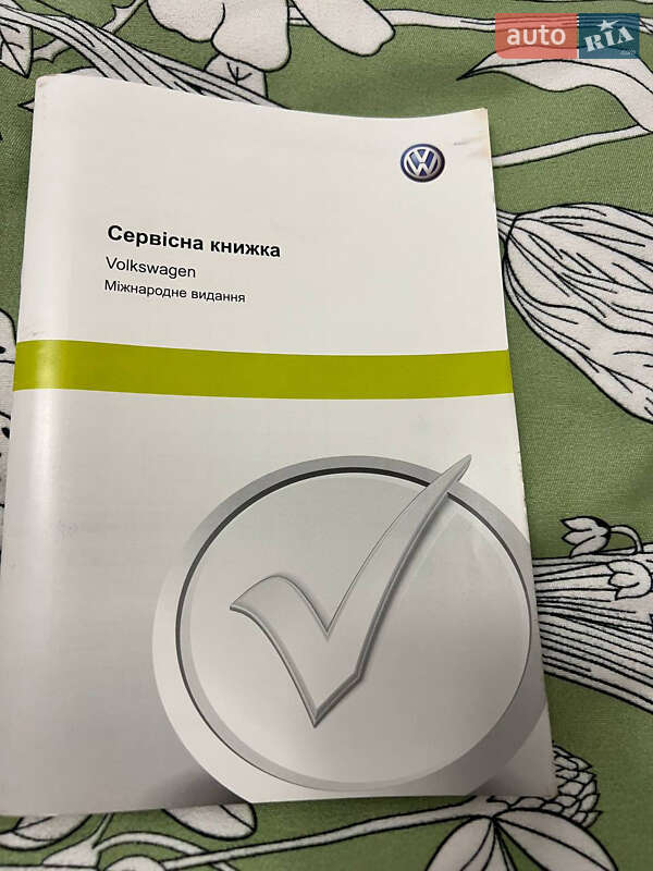 Внедорожник / Кроссовер Volkswagen Touareg 2016 в Одессе