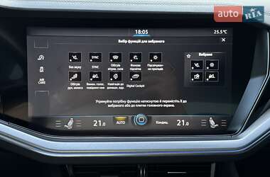 Внедорожник / Кроссовер Volkswagen Touareg 2022 в 