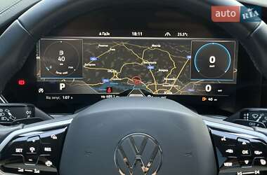 Внедорожник / Кроссовер Volkswagen Touareg 2022 в 