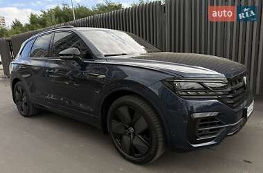 Позашляховик / Кросовер Volkswagen Touareg 2023 в Києві