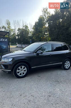 Внедорожник / Кроссовер Volkswagen Touareg 2016 в 