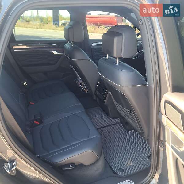 Внедорожник / Кроссовер Volkswagen Touareg 2023 в Тульчине