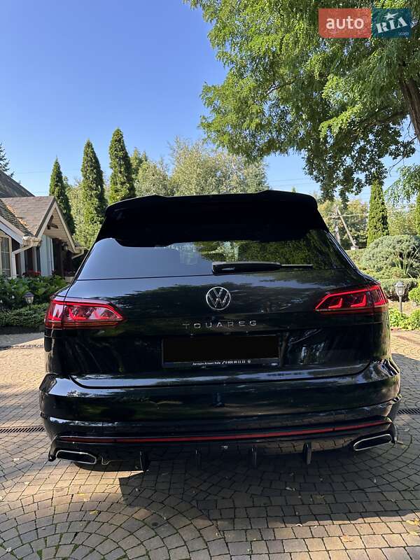 Внедорожник / Кроссовер Volkswagen Touareg 2023 в Киеве