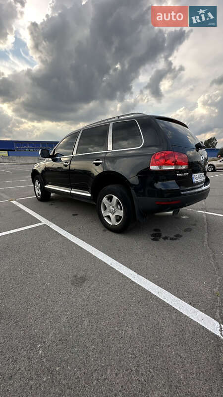 Внедорожник / Кроссовер Volkswagen Touareg 2006 в Виннице