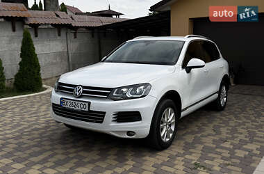 Внедорожник / Кроссовер Volkswagen Touareg 2012 в Хмельницком