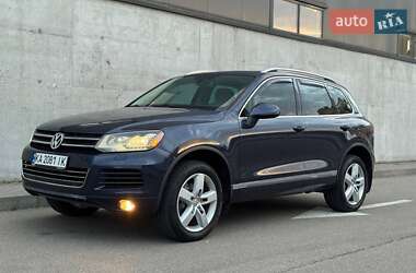 Внедорожник / Кроссовер Volkswagen Touareg 2010 в Киеве