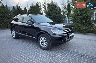 Внедорожник / Кроссовер Volkswagen Touareg 2014 в 