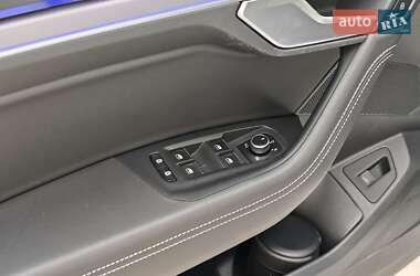 Внедорожник / Кроссовер Volkswagen Touareg 2023 в 