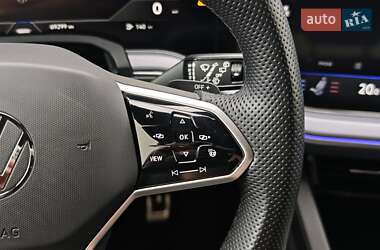 Внедорожник / Кроссовер Volkswagen Touareg 2023 в 