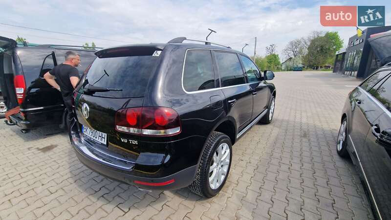 Внедорожник / Кроссовер Volkswagen Touareg 2009 в Радехове