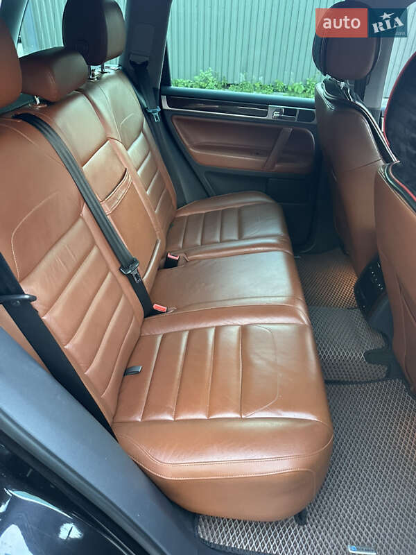 Внедорожник / Кроссовер Volkswagen Touareg 2008 в Виннице