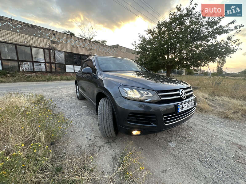 Внедорожник / Кроссовер Volkswagen Touareg 2013 в Одессе фото 9 Внедорожник / Кроссовер Volkswagen Touareg 2013 в Одессе