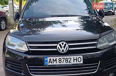 Внедорожник / Кроссовер Volkswagen Touareg 2011 в Житомире