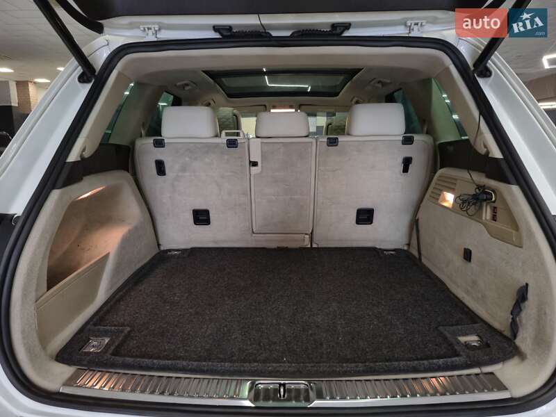 Позашляховик / Кросовер Volkswagen Touareg 2010 в Миколаєві фото 10 Позашляховик / Кросовер Volkswagen Touareg 2010 в Миколаєві
