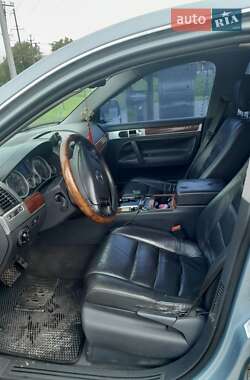 Внедорожник / Кроссовер Volkswagen Touareg 2004 в Львове