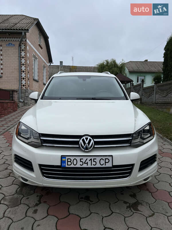 Внедорожник / Кроссовер Volkswagen Touareg 2010 в Теребовле