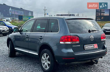 Внедорожник / Кроссовер Volkswagen Touareg 2004 в 