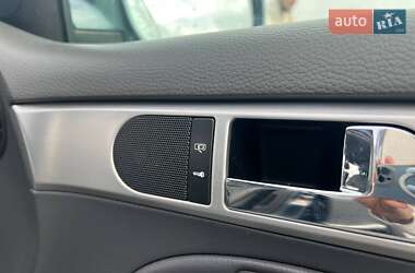 Внедорожник / Кроссовер Volkswagen Touareg 2004 в 