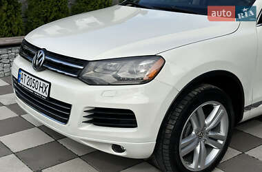 Внедорожник / Кроссовер Volkswagen Touareg 2011 в 