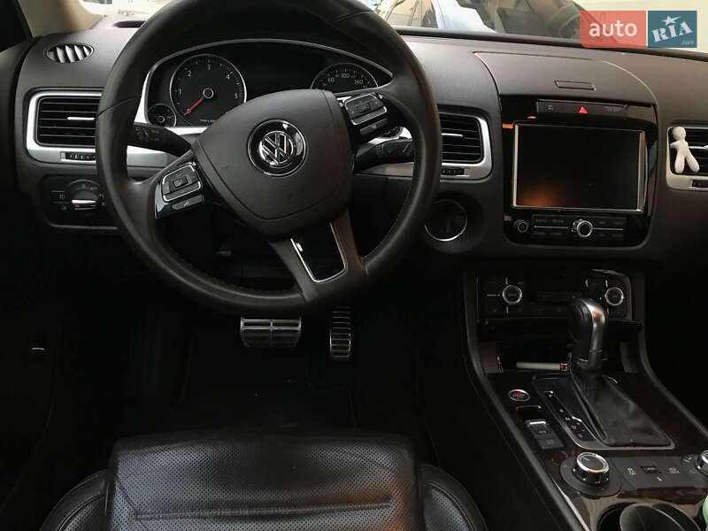 Внедорожник / Кроссовер Volkswagen Touareg 2010 в Бориславе фото 10 Внедорожник / Кроссовер Volkswagen Touareg 2010 в Бориславе