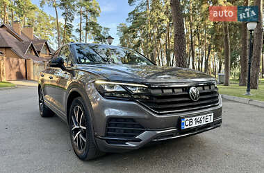 Позашляховик / Кросовер Volkswagen Touareg 2020 в Чернігові