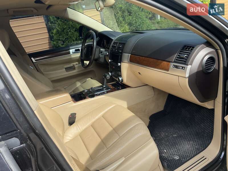 Позашляховик / Кросовер Volkswagen Touareg 2007 в Тернополі